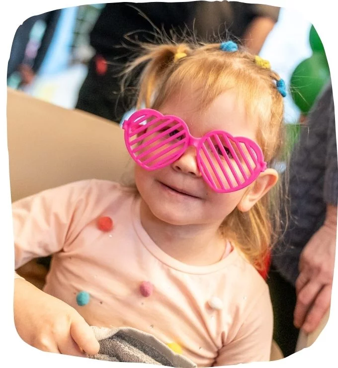 Sonnenbrille im Schuhkarton