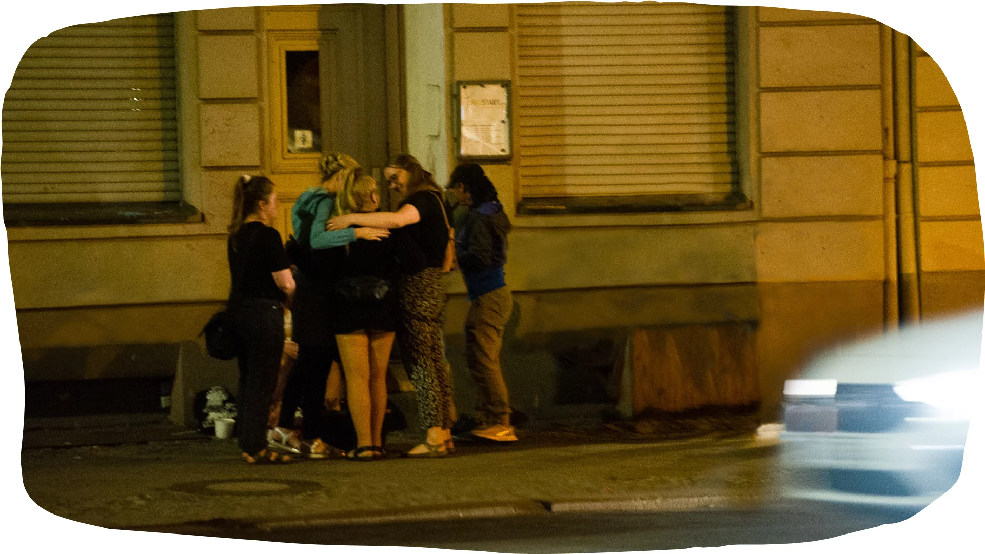 Straßeneinsatz von Alabaster Jar