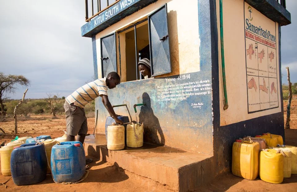 Latrinen entschlammen