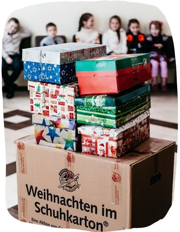 Jeder Schuhkarton steht für ein beschenktes Kind