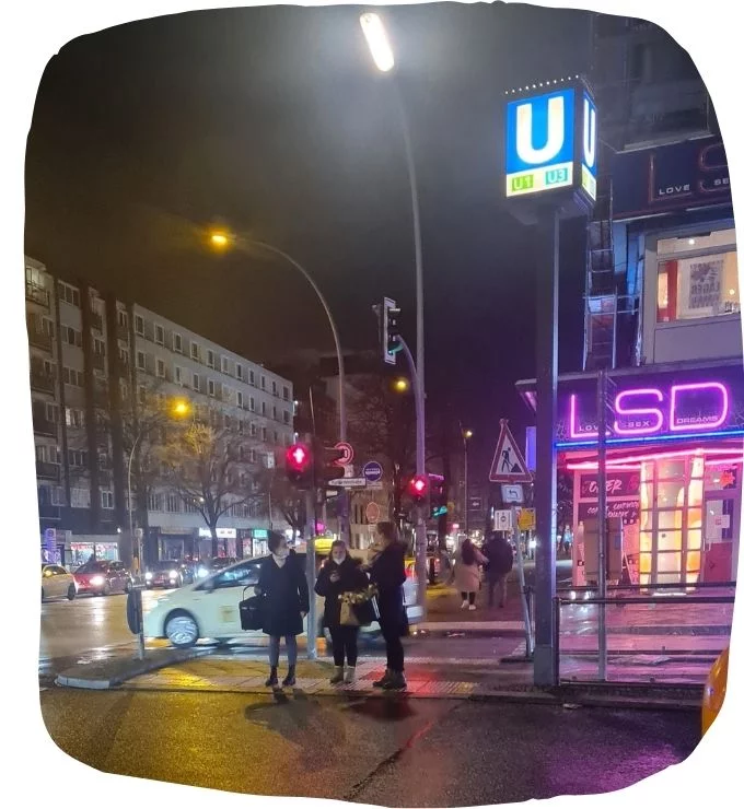 Straßeneinsatz von Alabaster Jar