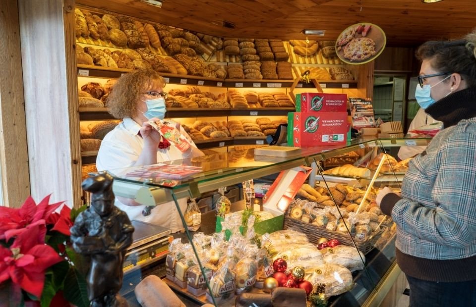 Backen und packen mit "Weihnachten im Schuhkarton"