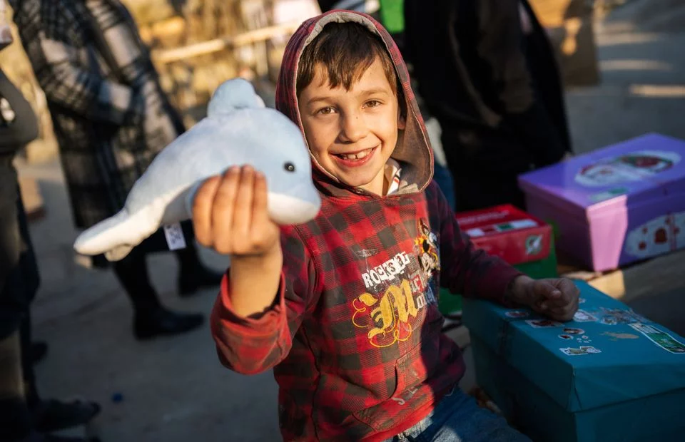 Spenden für Geschenke arme Kinder