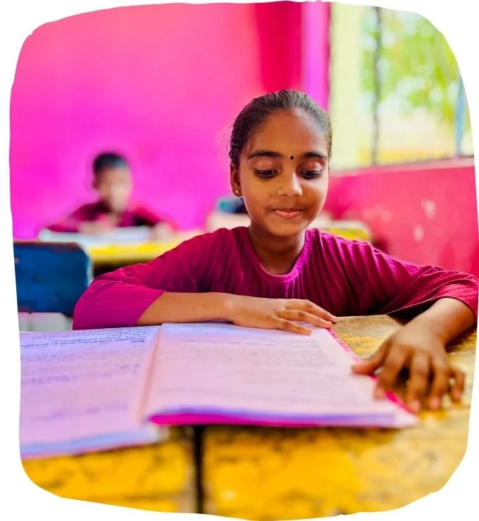 Anishka in der Schule