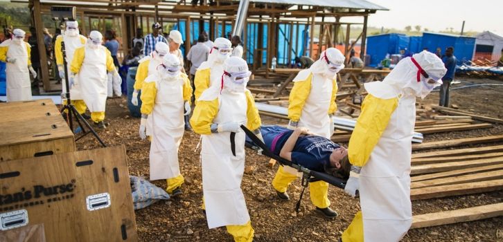 Test-Transport eines Patienten mit Ebola
