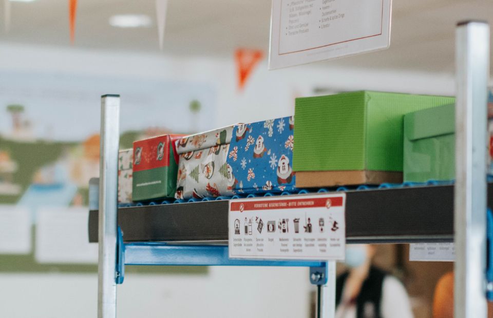 Ehrenamt in der Weihnachtswerkstatt in Berlin